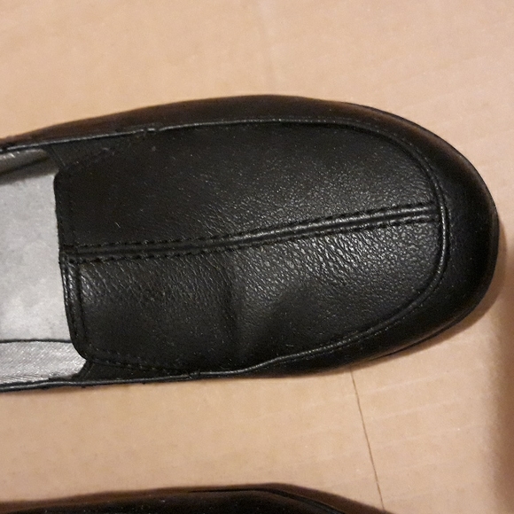 Life Stride Simply Comfort Loafers Size 6.5 Flats Black Genuine Leather NWOT - Picture 6 of 15